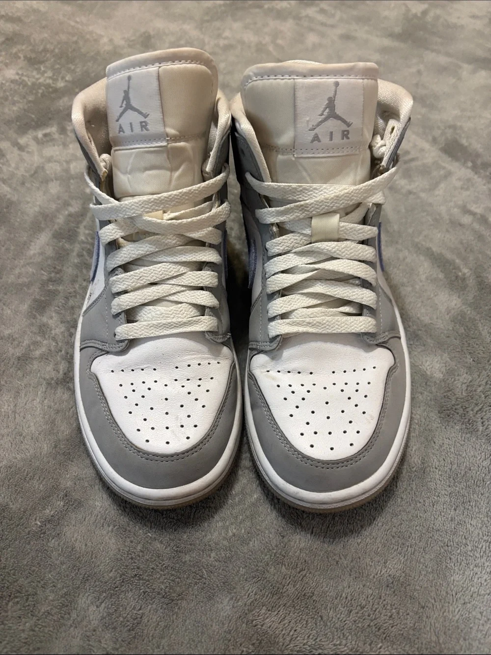 Nike Women’s Mid-Top Sneakers in White and Light Gray